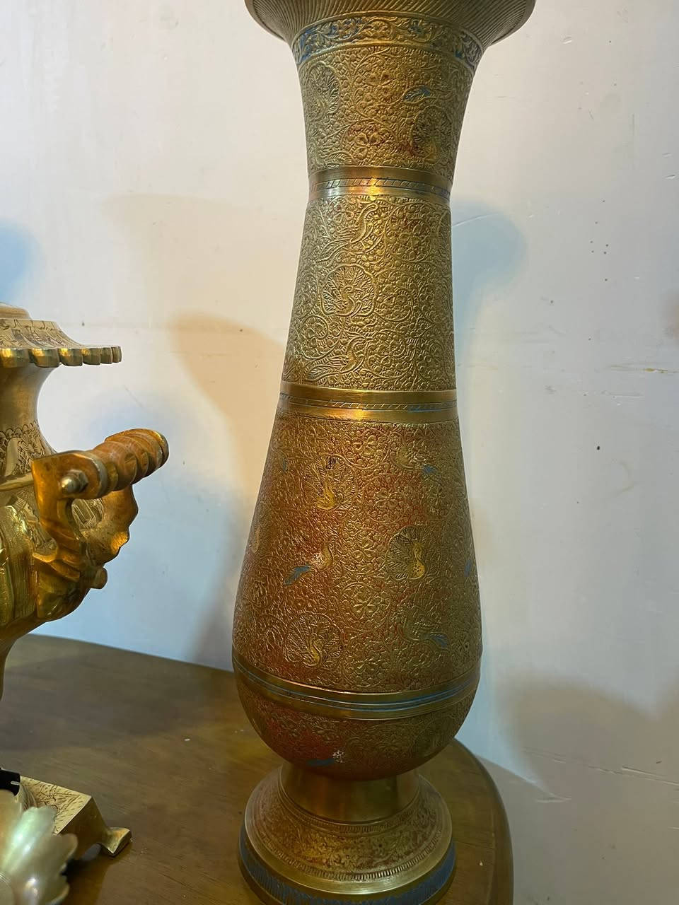 السلام عليكم
نحسيات اصليات القديم شغل اثري سماور مع سنادين كبار
وصغر ينبعن سوه او مفرد
بغداد واكو توصيل


**إذا كنت صاحب هذا الإعلان وتريد حذفه لأي سبب، رجاءا أرسل رسالة إلى الدعم الفني**