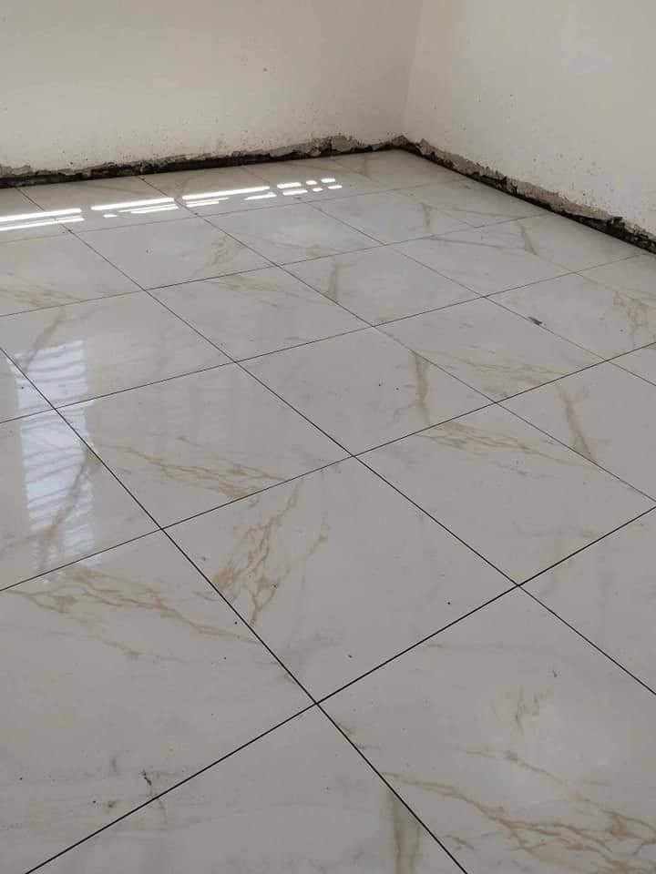 خلفه تطبيق سيراميك جدران ارضيه بايات شغل نضيف اسعار مناسبه تواصل ***********
