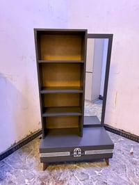 غرفة نوم مستخدمة • ٥ قطع • شد ونقل مجاني