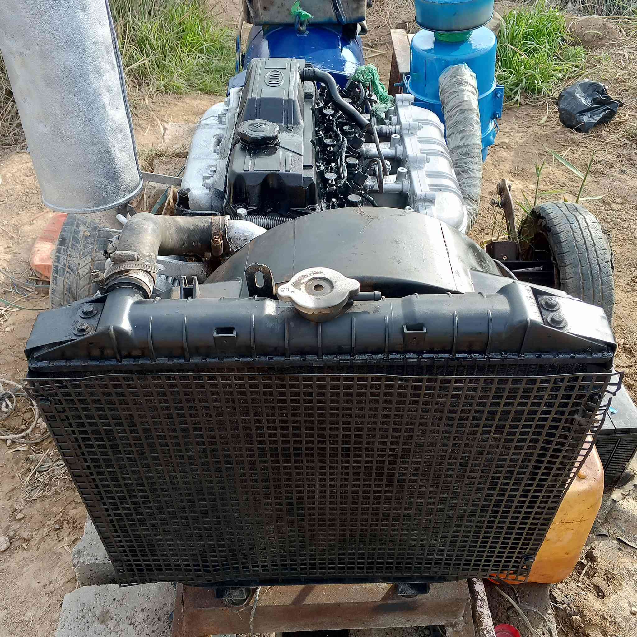 اللهم صل على محمد وال محمد مولد كية27001 للبيع مال بيت شغال  السعر 14 ورقة وبي مجال الاتصال ***********
