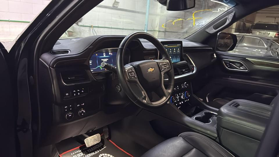 تاهو 2023 (بريمير ) حادث جاملغ وبنيد ميحتاج اذكر مواصفات البرمير رقم بغداد 
سعر 475 الف سياره داخل vip 
***********
