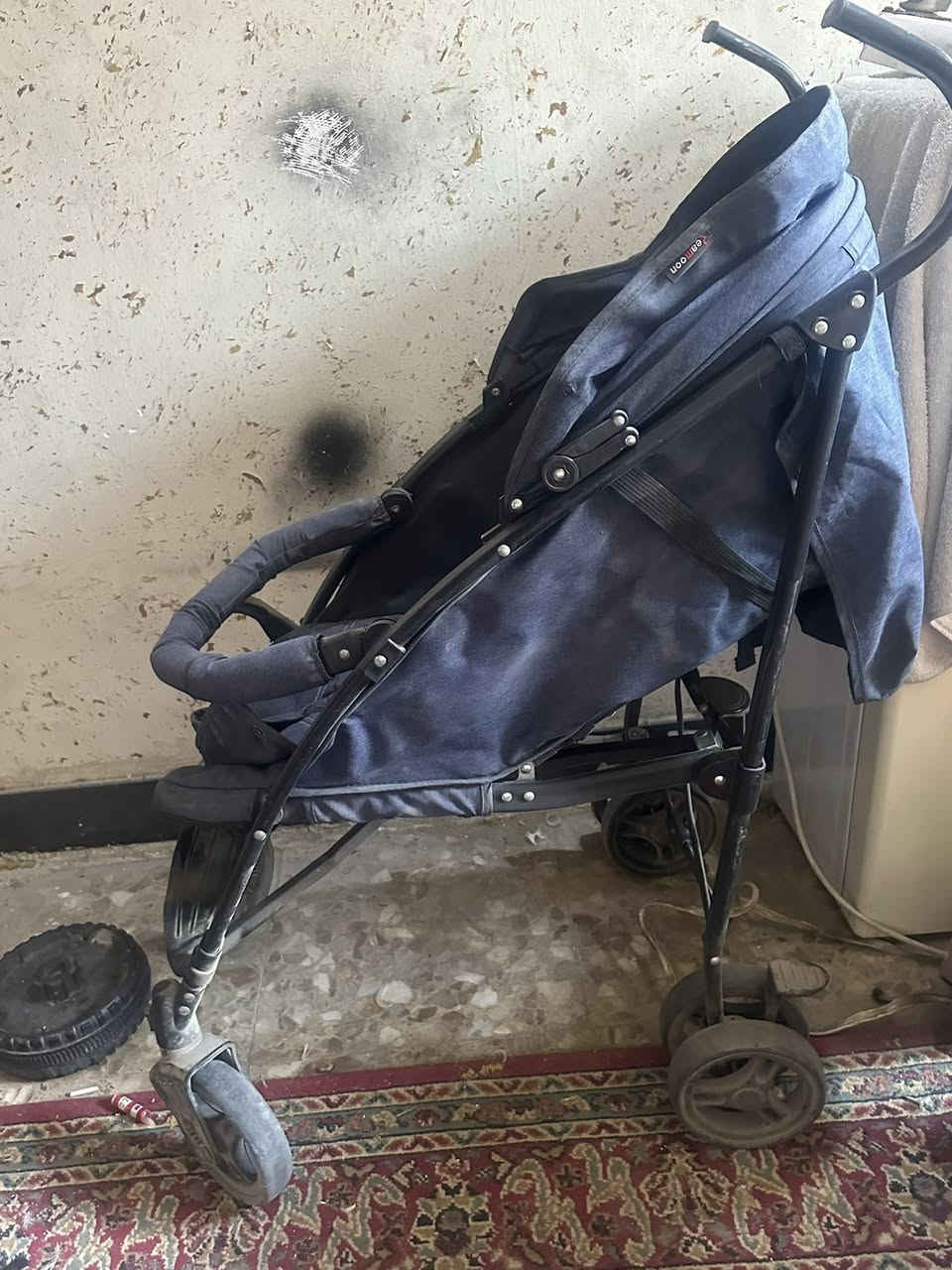 غراض طفل للبيع كرسي طعام كرسي سياره وعرباته كلمن وسعره


**إذا كنت صاحب هذا الإعلان وتريد حذفه لأي سبب، رجاءا أرسل رسالة إلى الدعم الفني**