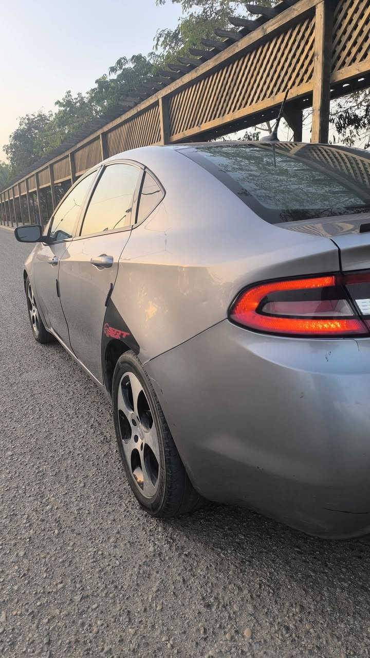 دوج دارت (Dodge Dart)
المحرك: 2.4L
شاشة كبيرة، كاميرا خلفية، وبقية مواصفات الـ Rally.
حادث أمريكا شبر من البنيد فقط تصليح بدون تبديل (مرفق بالصور)، وداخل العراق ضربة خفيفة بالجاملغ خلف السائق معمر.
محرك وكير مكفولان 
المكان: ذي قار - الناصرية.
مداور مباشر باسمي.
السعر: 8٫500$ (85 ورقة) وبي مجال للشراي.
للتواصل والاستفسار : ***********
