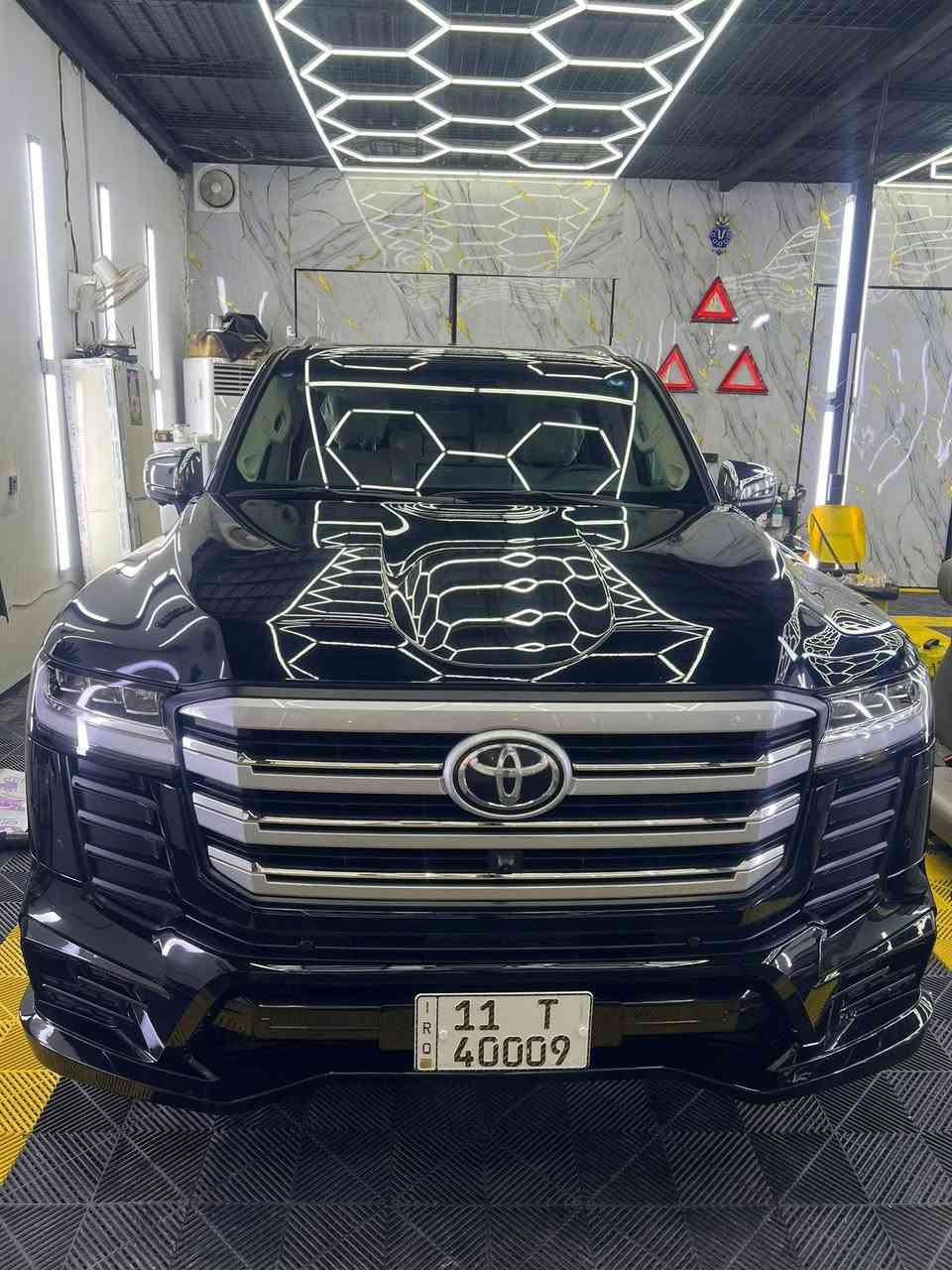 السلام عليكم
للبيع  

✔️لاندكروز 2024 VX

✔️لميتد 

✔️ماشيه 34 الف 

✔️مغلفه ppf

✔️رادار 

✔️كشن حار بار 

✔️كشنات خلفيه كهرباء + تدفئه 

🔥🔥بيبان شفط 🔥🔥

رقم بغداد مميز تحويل مباشر 

مكانها الديوانية 

***********
