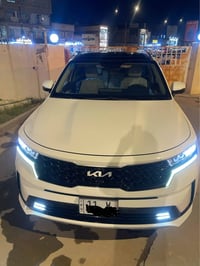 سورنتو ٢٠٢٣ • ٦ سلندر • ٧ راكب