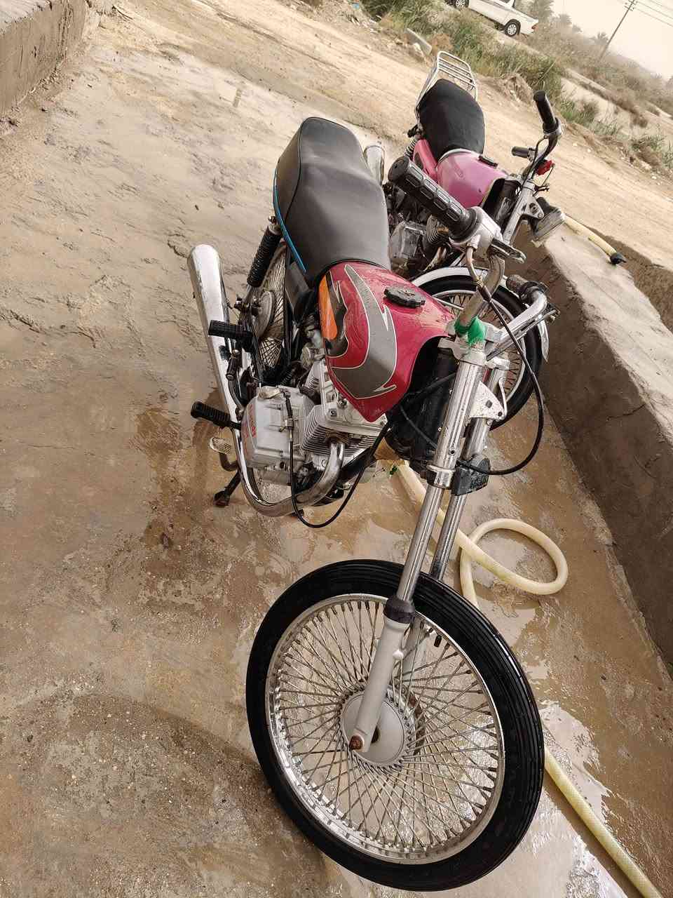 السلام عليكم دراجه كلك البيع مكينه زنجيل مامفتوحه دراجه جاهزه مكاني الغراف


**إذا كنت صاحب هذا الإعلان وتريد حذفه لأي سبب، رجاءا أرسل رسالة إلى الدعم الفني**