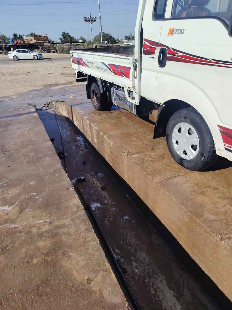 سلام عليكم كيه حمل موديل 2012 محرك جديد كير اكسل كفاله عامه تخم تاير رقم نجف تحويل مباشر سعر 105 شده وخمسه وبيه مجال مكلف بل نشر المكان بغداد نهروان ***********
