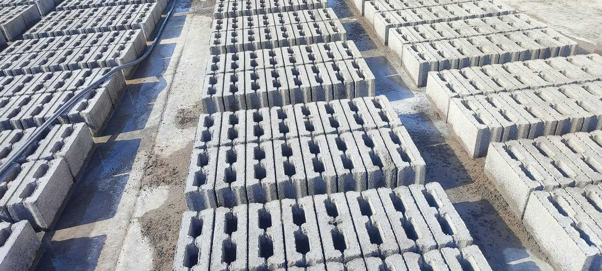 معمل بلوك الصديق 
لانتاج البلوك الصلد والمجوف 🧱
للاستفسار:*********** 📲***********
نقل جميع مناطق الموصل..كرين 🏗& قلاب 🚛 موصل, نينوى
