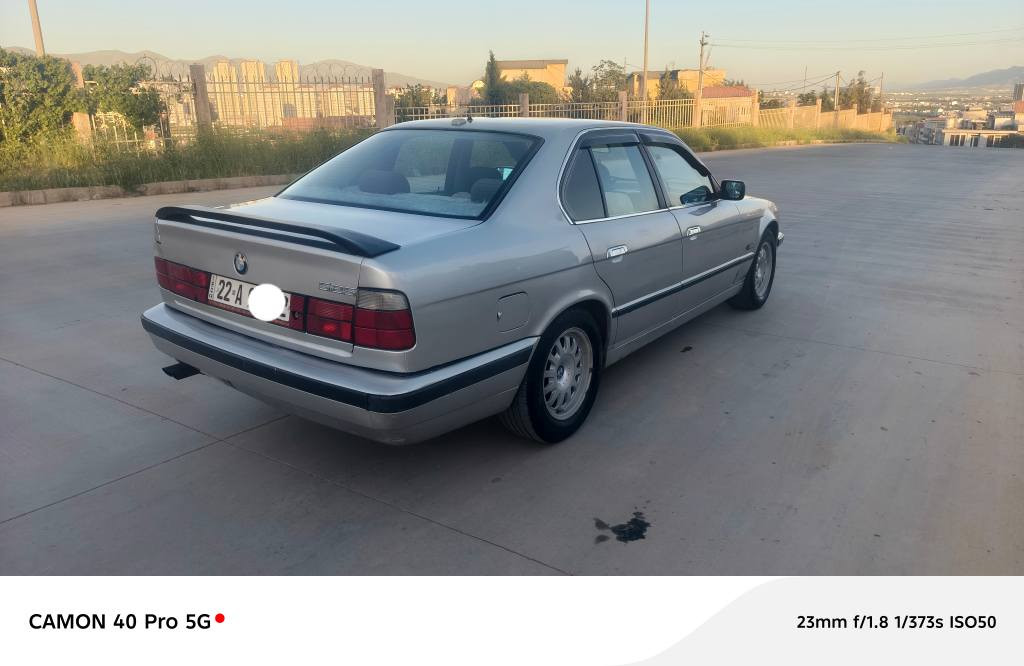 BMW-1993-525
بو فروشتن گيرو مةكينه بةشةرت كةپس ٤ تاية تازه تةبريد ساردو گةرم بي دعمو لي دراوه نوقساني نيه بي تةقةو رةقةيه بةشةرت تةحويلو غةرامه نرخي(57)مةعامةله  
لة سليمانيم(***********) السليمانية, العراق
