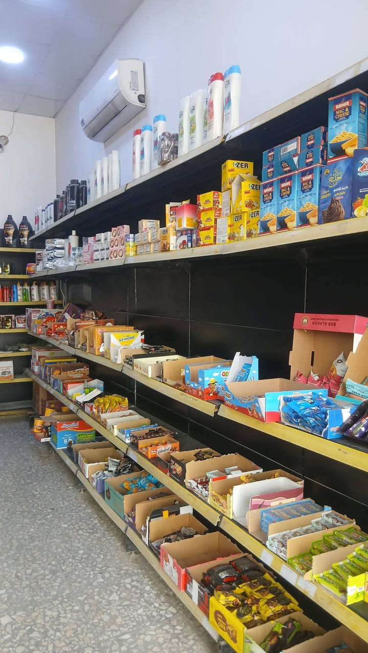 ماركت  عروض المدينه للبيع 
موقع جيد جدا  قطاع ٧٢ شارع ٦٠ مقابل قطاع ٣٨ قرب جامع الإمام علي عليه السلام قرب مدارس ابتدائيه ومتوسطة وايضا قرب مخبز الامام علي عليه السلام سبب البيع عندي الالتزام وبسعر مناسب  للاستفسار الاتصال على الرقم ***********
ماموجود على النت شكرا
