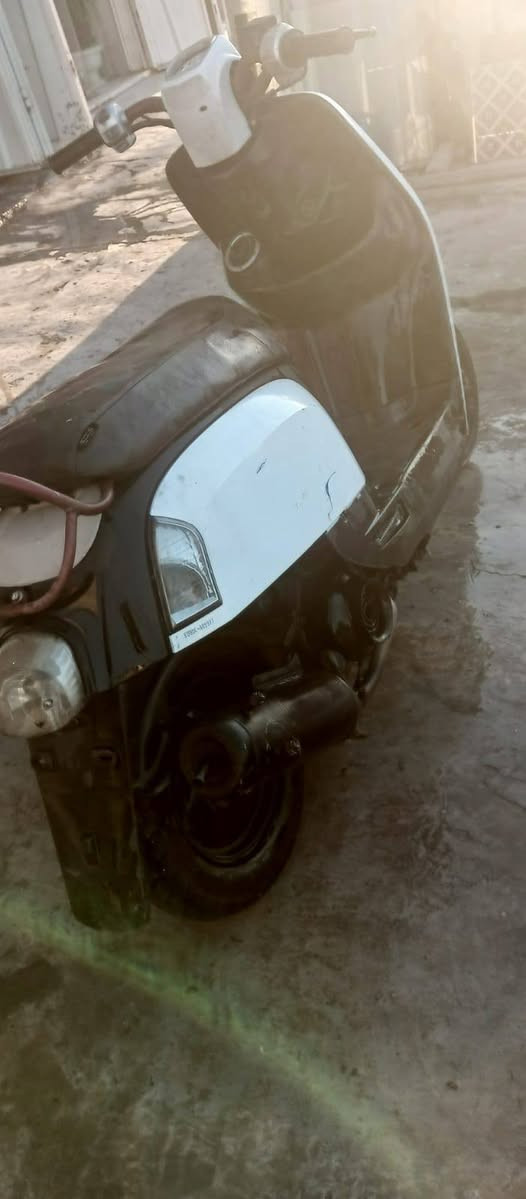 بوليس للبيع نضيفه  الرقم ***********
