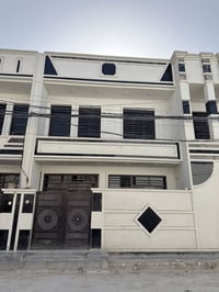 اخوان بيت 🏠 مساحة 60 م  بيت زراعي سند 25   مدخلين البيت رابع بيت عن ال...