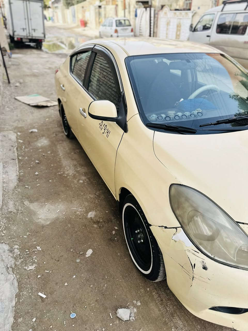 السلام عليكم من رخصت لادمن نسيان ڤيرساه موديل 2012سياره جاهزه من كلشي وارد امريكي حادثه جاملق امامي فقط بدون دواخل كير عادي مكينه 1600 مكفوله لا تبخير لا تنقيص جام جوبي تبريد ثلج 🥶منضومه مال تبريد شاده جديده منضومه مال بانزين جديده تخم تاير جديد حجم 15 صدر امامي خلفي نص عمر كهربائيات جديده كلهه شغاله باتري جديد سياره جديده ماناقصه برغي كبل الشارع سنويه الل27مصفره هيئه وغرامات تحويل ثاني يوم 75 وبل عافيه عل ياخذه مكان بغداد الصليخ ما متواجد عل فيس رقم *********** بي واتساب
