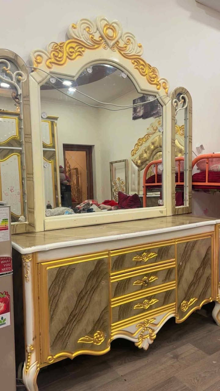 غرفة نوم للبيع
بغداد جميله


**إذا كنت صاحب هذا الإعلان وتريد حذفه لأي سبب، رجاءا أرسل رسالة إلى الدعم الفني**