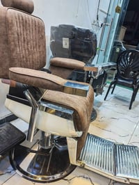 للبيع مدينة الصدر نضافة99 والله اخو الكارتون انسب السعار 07750211212