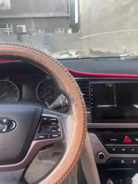 مكلف بالنشر
النترا  موديل  2017 لون ذهبي  محرك 2000دوش حادثه جالملغ أمامي فقط بدون شواصي وارباكات ..رقم السياره بغداد خصوصي.. ماشيه 160
 السعر 130 بيه مجال شي بسيط ***********
