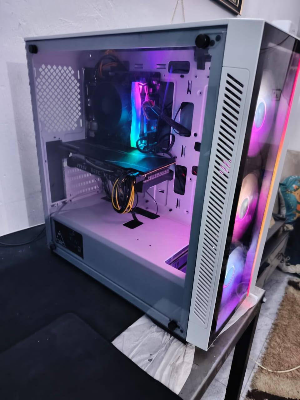 للبيع
كيس جدا راقي 

CPC.  i5 10400F
GPU RTX2070 SUPER msi
M.b H510
RAM: DDR4 16GB   MHz3600  RGB
POWER SUPPLYW600+80
سعر 700 وبي مجال بسيط 
مكاني شعب 
رقم ***********
