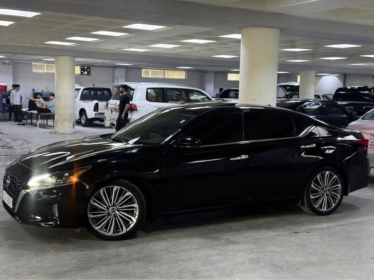 Nissan altima 2023 SL

سەیارەکە بێ بۆیاخە تەنها پەلەیەک PDR هەیە ، فول فول مواسەفاتە پێش و پشتی کەپسە ، ئێرباگ تەنها سوکان تەقیوە ، سەیارەکە 40 مایل ڕۆشتووە سەیارەکە بە مانای کەلیمە جوانە

 

رەقەم شاسی : 1N4BL4EV4PN320856

رەقەم موبایل : *********** السليمانية, العراق
