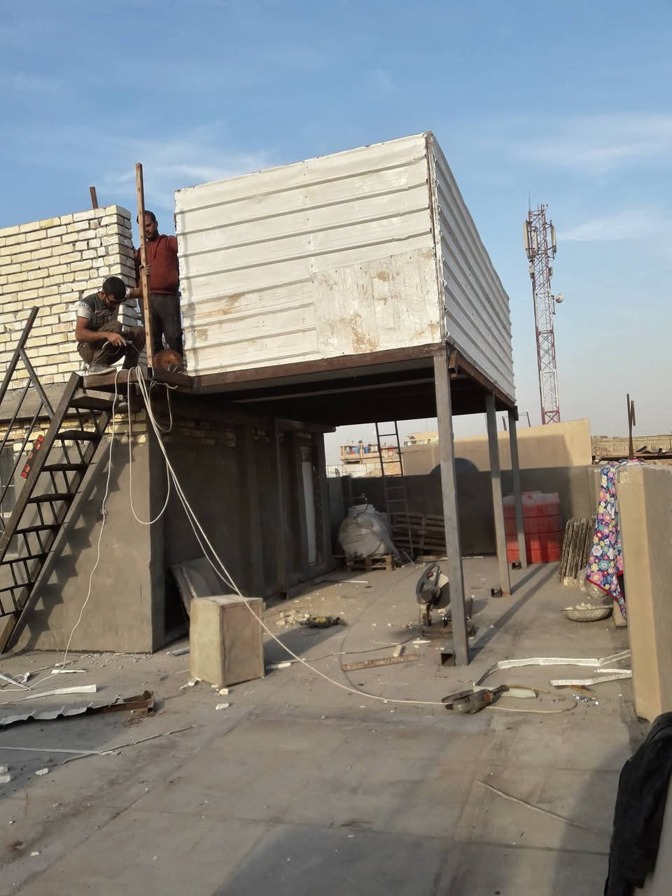 حداد متجول عنوان بغداد الشعب البنوك الصحة حيور  الفورتات الجزار فلكت صباح الخياط ***********
