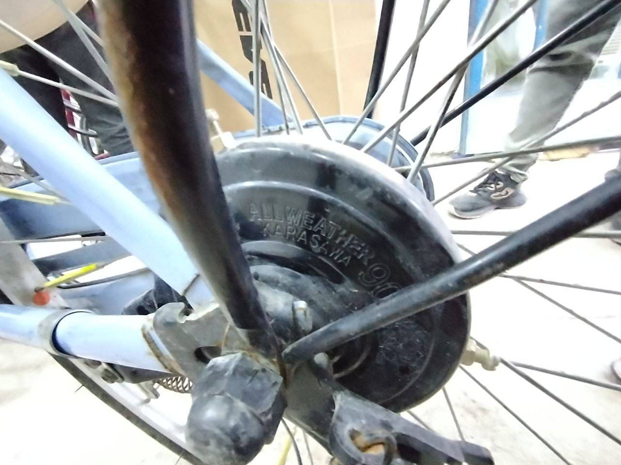 بناتي اصلي
قبل كم شهر شتراه صاحبه 
سعره 100 الف التواصل *********** واتساب
