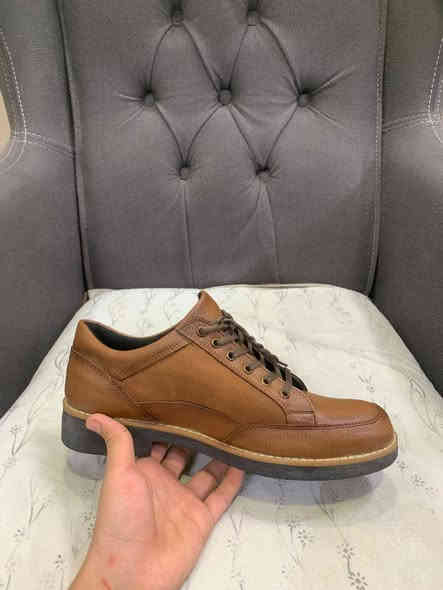 سلام عليكم بوتات تصفيه محل تصفيه كوالتي عالي شرط الجلد الاصلي جمله عددهن 37 سعر التك ب5 آلاف والله خساره واتحداك اطلع هيج سعر بالسوك كله واذا تريد مفرد السعر يختلف ***********
