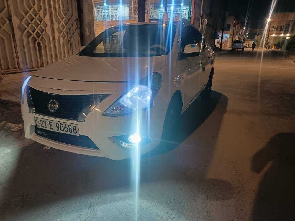 نيسان صني هندي مديل 24 ماشيه ٥٥ الف سياره جديده بيه مكانين بارد سعر ١١٢ رقمي *********** البصرة, العراق
