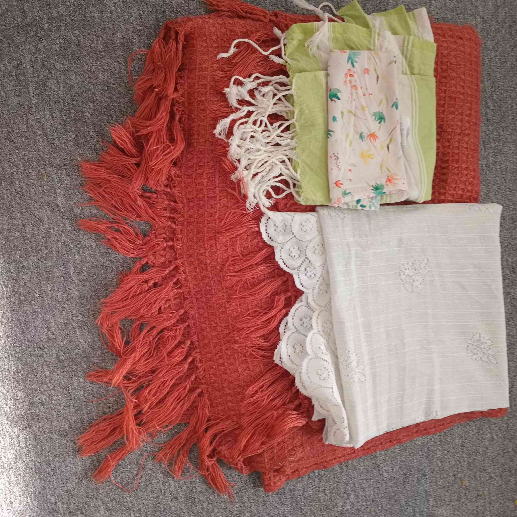 مفارش تخم وبردات تور ب٣فقط القطعه  ورنرات للبيع


**إذا كنت صاحب هذا الإعلان وتريد حذفه لأي سبب، رجاءا أرسل رسالة إلى الدعم الفني**