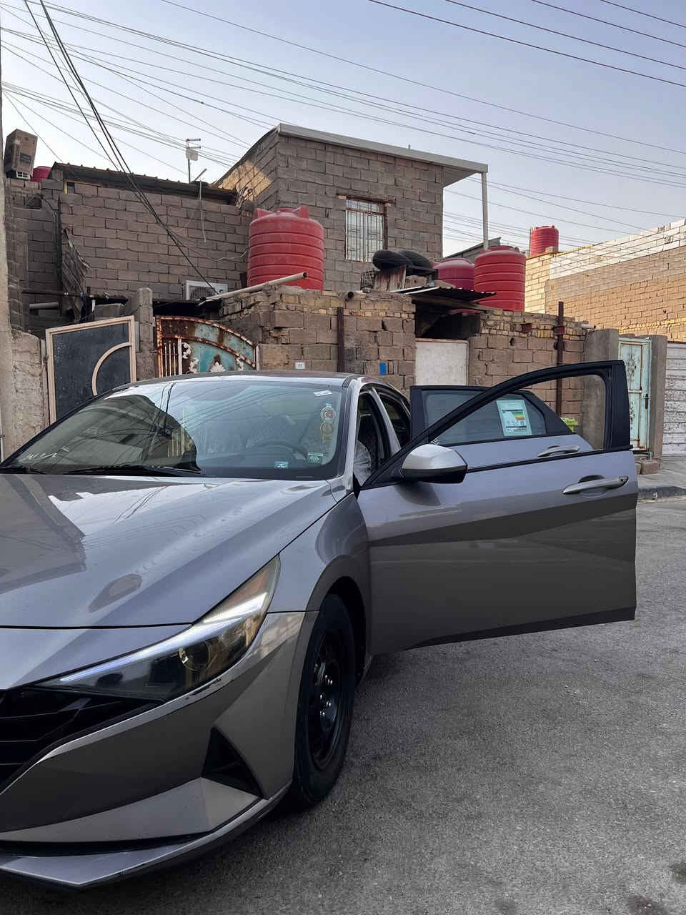 السلام وعليكم النترا مديل 21 تغرير تعمل وتسير وبيها بلعراق صبغ جاملغ صار بيها ابو ستوته دحجه معوقين بصره المعوق فقط بس صابعه ولد شاب موجود بلبصره حاضر الوكاله العامه مكلف بلنشر ***********مكاني بصره
