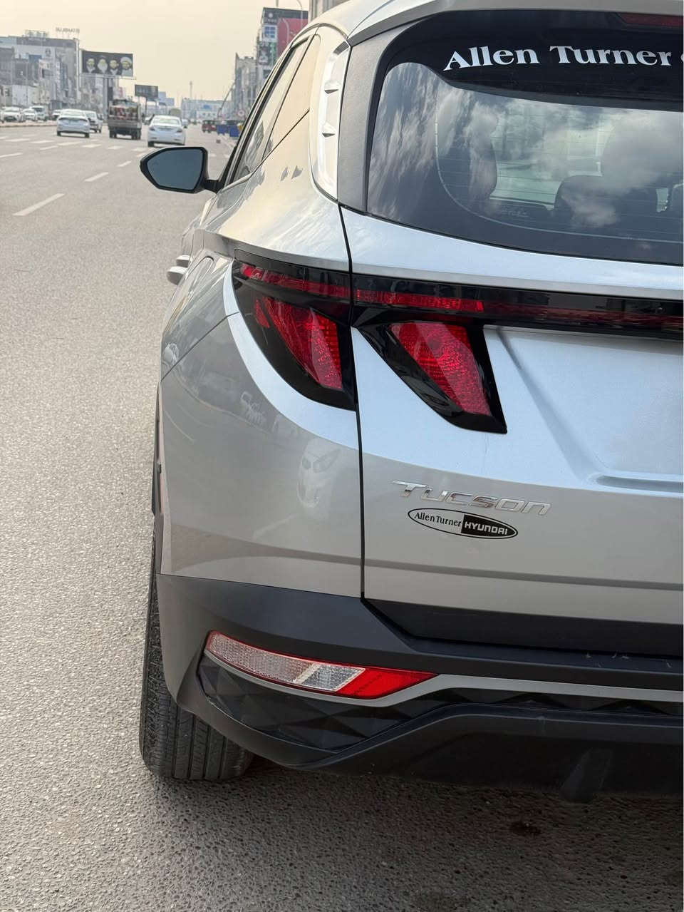 هونداي توسان 24 وارد امريكي حادث فقط جاملغ امامي صبغ بدون تبديل مكينه كير حداديه سياره جديده وجاهزه ماشيه 5 آلاف فقط سياره رقم بصره باسمي تحويل مباشر السياره جاهزه من كلشي السعر 195 وبيها مجال للاستفسار *********** البصرة, العراق
