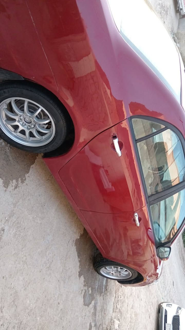 السلام عليكم من رخصت الادمن جيلي موبل ١٣ سياره مكفوله من الضربه بيه بس جاملغ خلفي جهت السايق كير محرك خير من الله حداديه ٧٠بالميه سنويه 28 رقم بابل راعيه بالحله يريد تحويل موبايل *********** *********** حله حي العسكري قرب مركز المنتصرسعر ٣٨وبيه مجال
