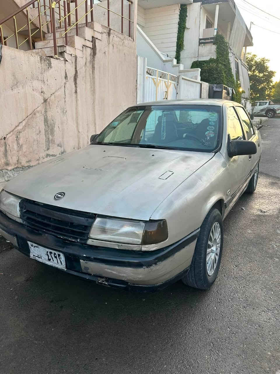 بو فروشتن ئوبل فيكترا موديل 1990 مه كينه 18
ئارمى بلاستيكى سليمانى ئارمى تازه 
سعرى (14) كه لا 
***********
