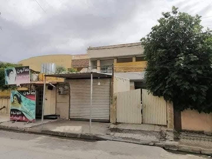 السلام عليكم
بيت للبيع حي البريد ملك صرف مساحة ٣٠١ متر موقع مميز وقريب عالشارع
واجهه١٠،٥ متر
للاستفسار عن السعر الاتصال على الارقام 
***********
***********
الرجاء عدم التواصل عالخاص
