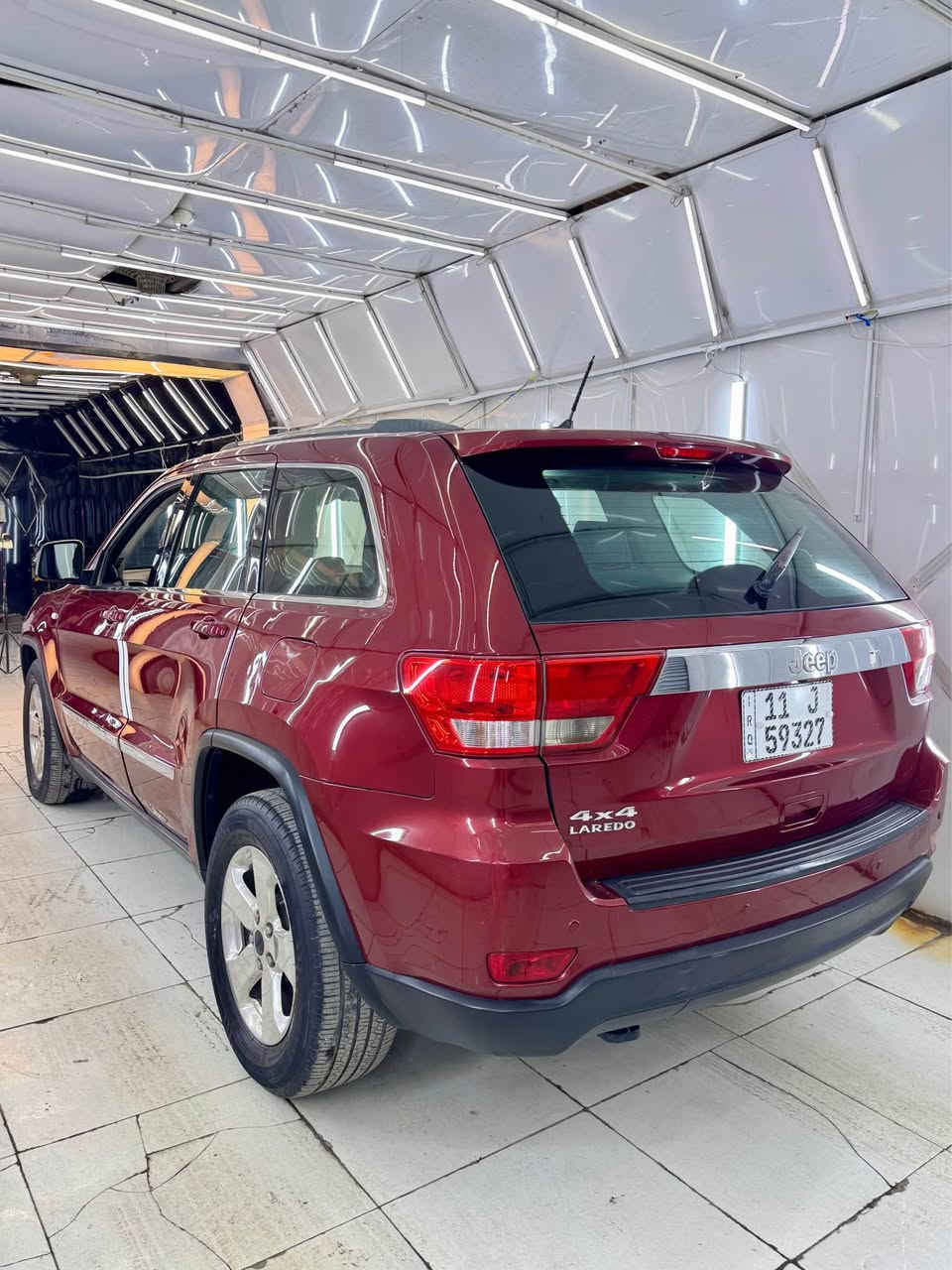 السلام عليكم جيب خليجي موديل 2012 وكالة العرصات محرك 6 سلندر رقم بغداد الدولي بأسمي تحويل ثاني يوم  بيها صبغ الجاملغ والبنيد اثر شخوط ممفتوح برغي بيهم عندي سونار بيها مرفق بالمنشور
فول مواصفات
 فتحة سقف
بصمة ابواب بصمة تشغيل 
تشغيل عن بعد
كشنات جلد وكهرباء 
فورويل
شاشة وكاميرا خلفية
وباقي المواصفات المعروفة السيارة جاهزة مناقصها شي للبيع فقط السعر 158 ورقة بيها مجال بسيط حق الجية للاستفسار *********** مكاني بغداد غير متواجد عالنت الشراي يتصل بغداد, العراق
