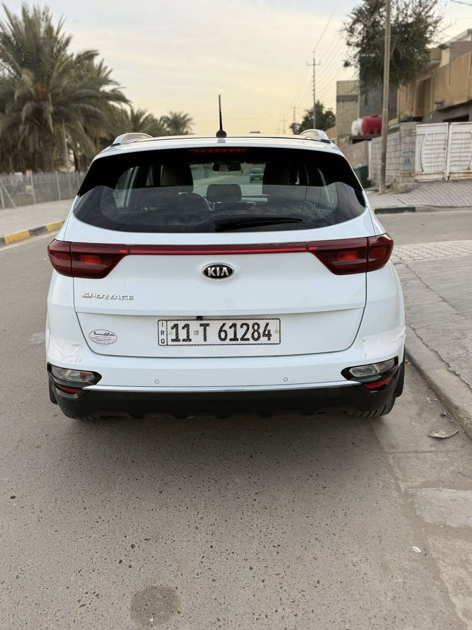 السلام عليكم بيع ومراوس حسب القناعه سبورتج موديل ٢٠١٩  خليجي مواصفات بنراما داخل حمصي 
كفاله صبغ وتبديل اسبير ما نازل 
السعر  ١٩٧  المكان الوسفيه رقم تلفون ***********
