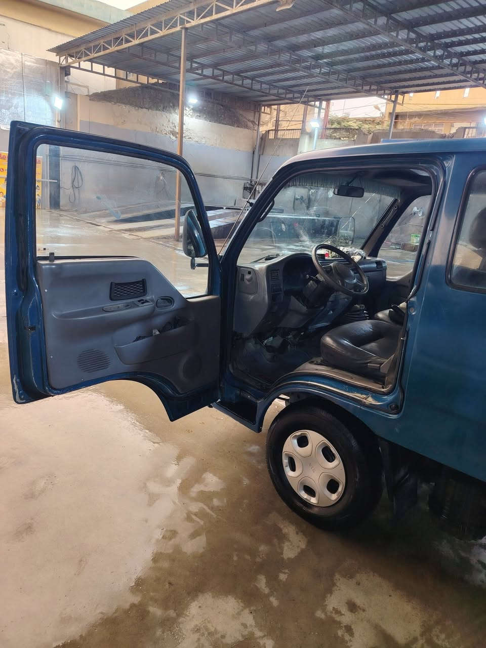 كيا حمل فنتيره کرکوک 1998 
ضربه و خیاس وشاصي شرط 
رقم شاصي واضح 
حدادیه كهربائيه جدید فحلات و تایرات و باتري جدید كشن جلد ابو عیون سنویه عاج جدید شرط تحویل و غرامات رقم كركوك محرك قبل شهر مجفت عینه و كلج جدید ( سعر 63 بی مجال حک الجیە  ***********)
