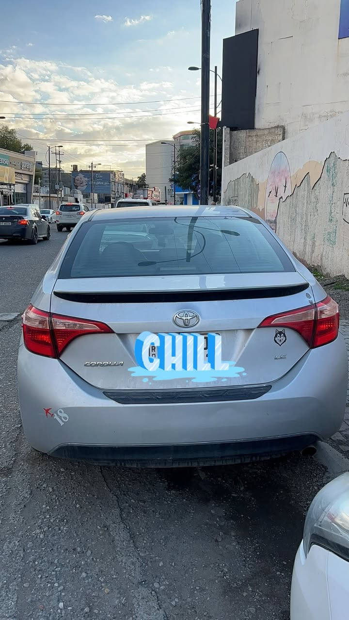كورلا 2018 LE باسمي سنوية و هزه جديد كوبون بنزين موجود ايرباك شغال عندها اربع قطع صبغ بدون دواخل سياره وره و كدام كبس 84 الف ماشية كير و مكينة بشرط مكاني كركوك  سعر 133 بي مجال بسيط ***********
