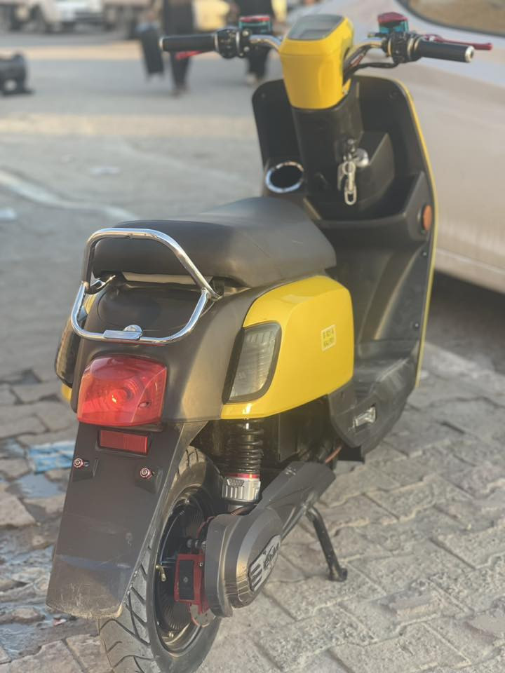 سلام عليكم دراجه شحن / حديث توني مأخذها كامله ما بيها كل نقص كله شغال بصمه / سعرها ٦٥٠ وشراي يخابرني 

***********
