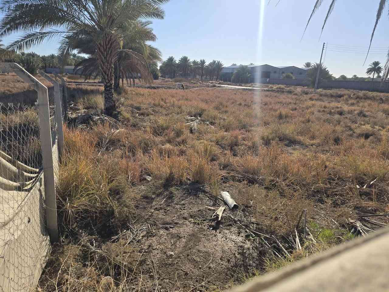 قطعه للبيع 200 متر كربلاء شارع البراهيميه مقابل قنات كربلاء 
للستفسار ***********
