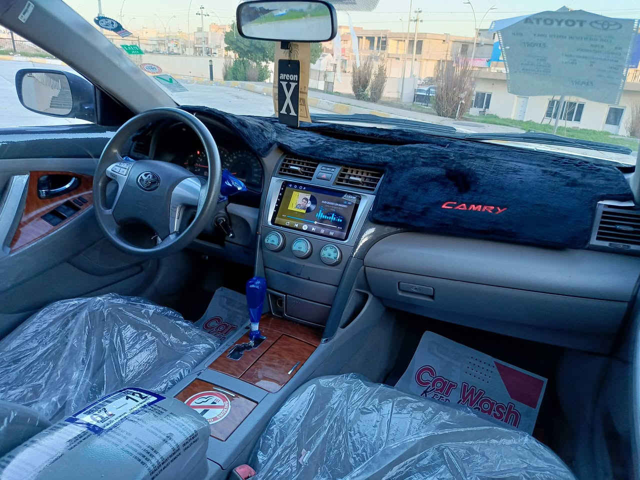 السلام عليكم....***********
كامري موديل 2008 خليجي GLX🇯🇵 
بأسمي سنويه جديده وهزه جديده دولي سليمانية
مكينه 2400✅
حداديه كير جديد ✅
مكينه جديده لاتنقيص ولا بخار  ✅

فول مواصفات 🟩🟩
برده خلفيه 
تحكم ستيرن 
كشن كهرباء 
تبريد قطعتين
مثبت سرعه
فتحه سقف
دمام خلفي
تخم ويل ياباني تيوتا اصلي 
تخم تاير جديد 
صبغ عام للجمالية بدون ظربة و بدون ارباك وبدون دواخل

السعر :: 96 وبي مجال بسيط مكانها كركوك 
.
