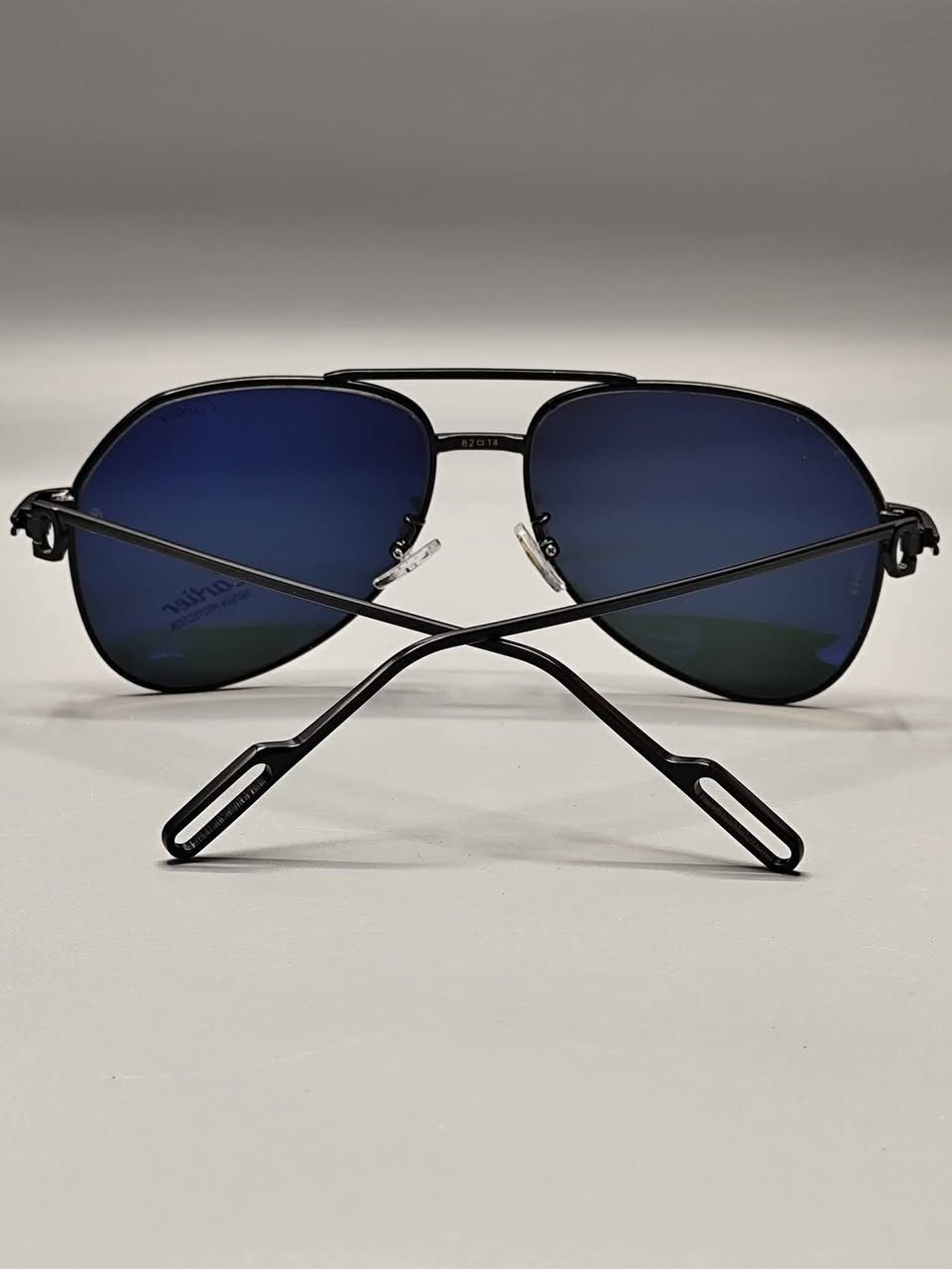 كارتير  سانتوس بمواصفات عاليه جدا وكوالتي أعلى
عدسه زجاج لون اسود ساحر
عدسه UV حمايه من الاشعات الضارة للعين
مخدات جلاتينيه طبيه مختمه
لون البدن اسود رهيب
مختمه بل كامل بدن وعدسه
قياس 62
تأتي مع علبه حافظه للماركه كاملة المرفقات
كوالتي فول الفول جدا عالي

السعر 35 الف
التوصيل مجاني لجميع محافظات العراق 

للحجز مراسلة الحساب ( ترسل رقمك وعنوانك الكامل)

اضغط لمتابعة الصفحه ليصلك كل ما هو جديد ومميز
من (انس براند للاناقه العامه) متجر الاقتناء والهدايا الفخمه


**إذا كنت صاحب هذا الإعلان وتريد حذفه لأي سبب، رجاءا أرسل رسالة إلى الدعم الفني**