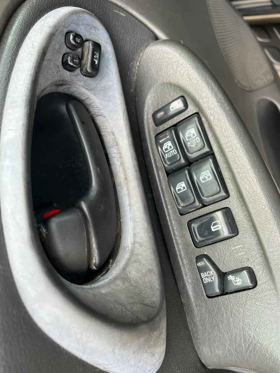 CHEVROLET TRAIL BLAZER MODAL 2002 💫 
TEL ; 71880834 📞 
سعر : 2200$ 
مسجلة مدفوع مكانيك 📝 
فيتاس جديد 💯
4×4 💯 
مكانيك جديد 💯 
AC 🥶 
شفاج 🥵
داخلية جلد 
حمايات بل فرش 
٤ دواليب جداد 🛞

رنج بيت كيان الشركة ما في ضربات ولا هريان 

ساك بيع باسم الشاري عند كاتب العدل 📝

فيه صوت بل موتير داير و ماشي 
 
العنوان : الجية مفرق برجا الاستراد 
السعر : 2200،$
TEL : 71880834 📞 جية, الشوف


**إذا كنت صاحب هذا الإعلان وتريد حذفه لأي سبب، رجاءا أرسل رسالة إلى الدعم الفني**