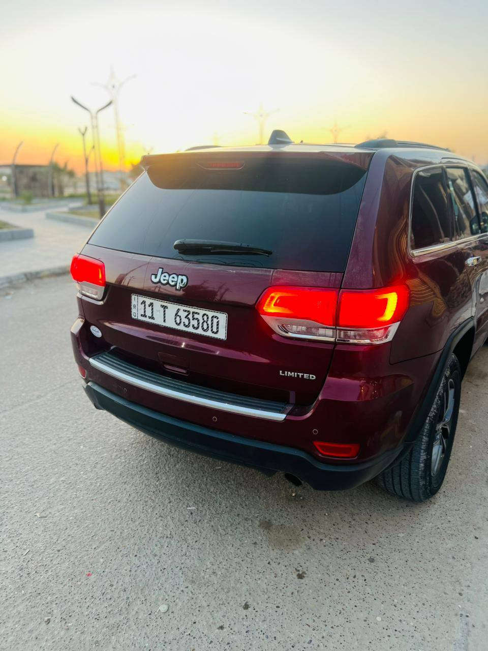 السلام عليكم ورحمة الله وبركاته للبيع جيب كفاله عامه 2017 بسمي رقم انكليزي بدون ضربه رقم تلفون939181 07805
