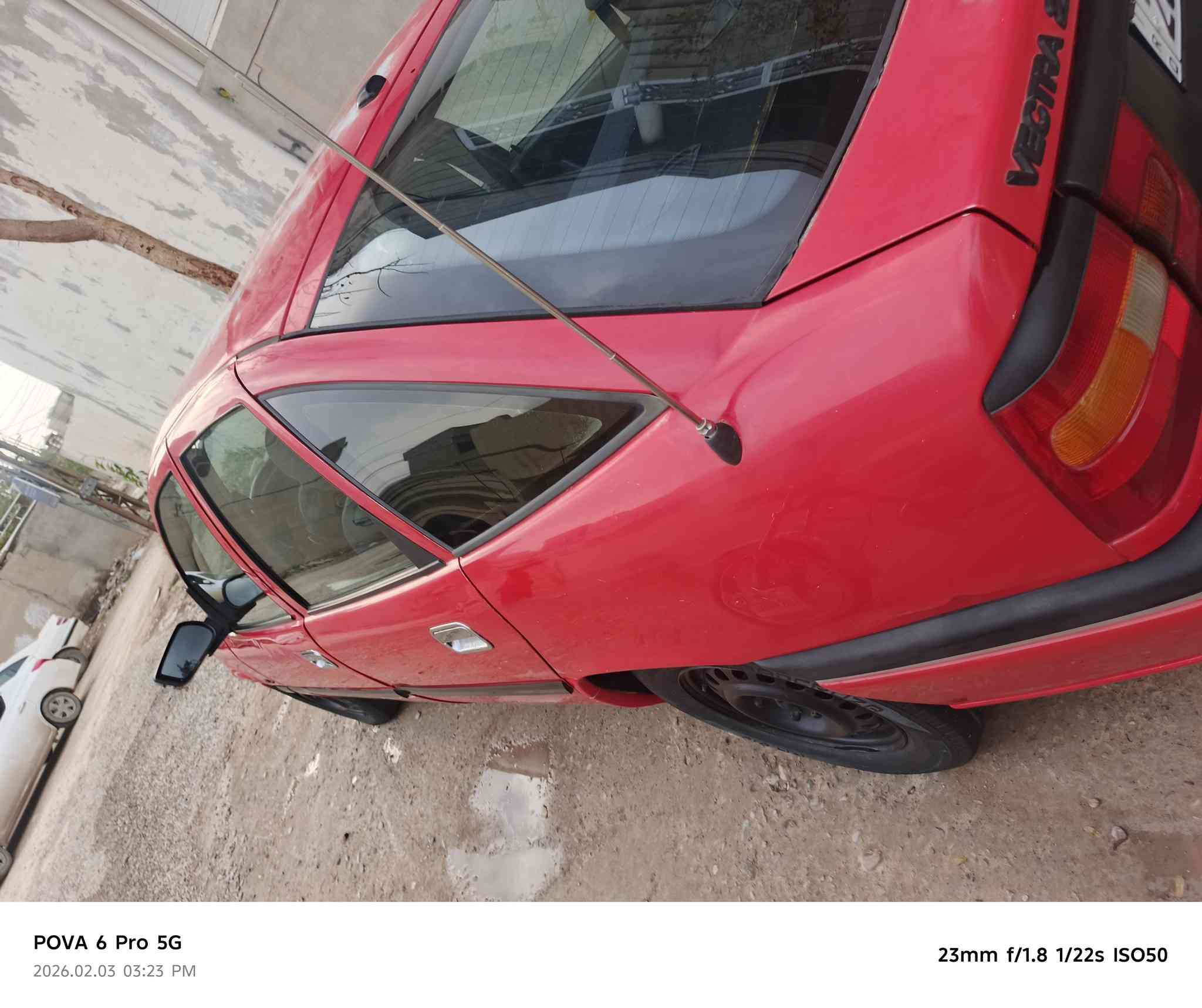 اوبل للبيع فكتره موديل ٩٣ هزه وسنويه جديده لل٢٠٣٠ سياره بأسمي سياره لا ضربه لا صبغ لا معجون شويه بيها جلح ب سقفيه كهربائيات كامل شغاله بلاجكتور لايت زينون قوي كلش ب ٦٠ الف سعره مسجل صوت دمام 🔊 سياره حلوه وناعمه سعرها(٤٢)وبي مجال للطيبين ***********
