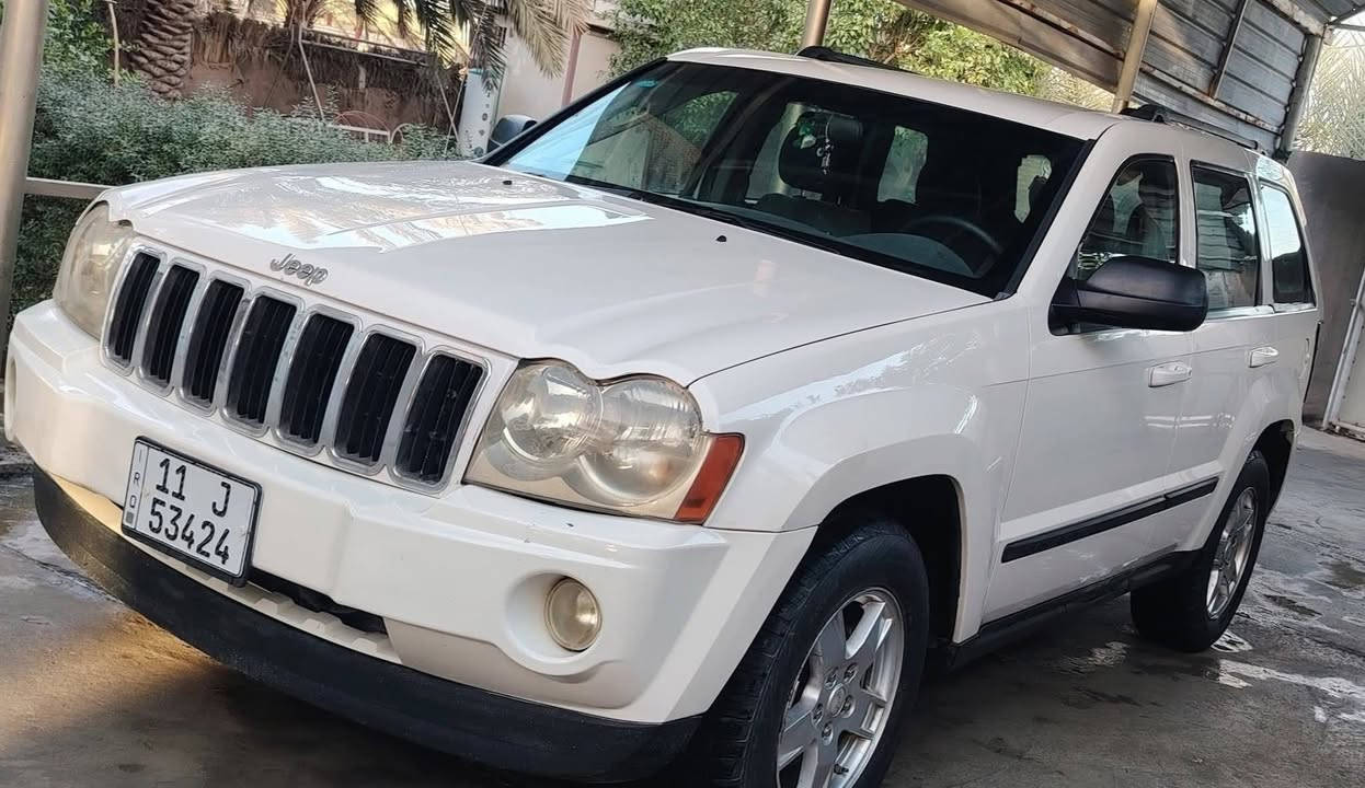 جيب لاريدو2007 مكفوله وجاهزه محرك 3.7 2x4 باسمي ***********
