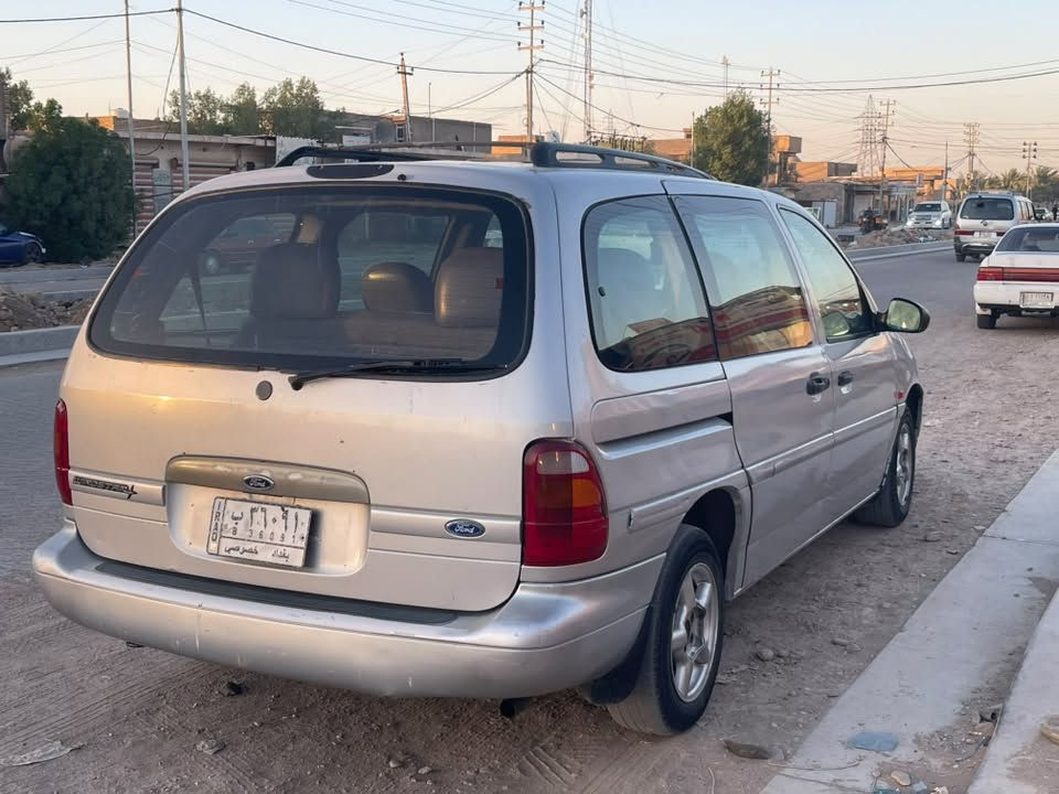 شعندك مراوس بهذاي الفورد مكفولة
الي عندة يتصل ***********
