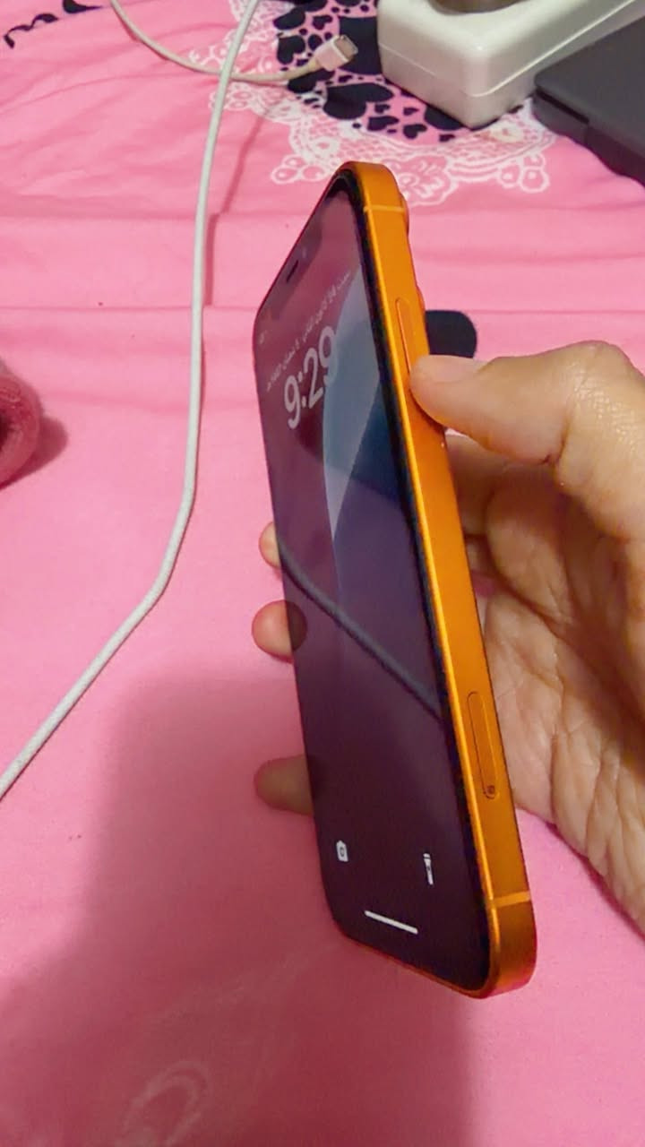 ايفون XR ذاكرة 128
محور شاصي ايفون 17 برو
مبدل بطارية اصلية 100%
الجهاز نظیف وراقی جدا
السعر 250 الف دينار
العنوان /الشرطة الرابعة
رقم الهاتف / ***********
