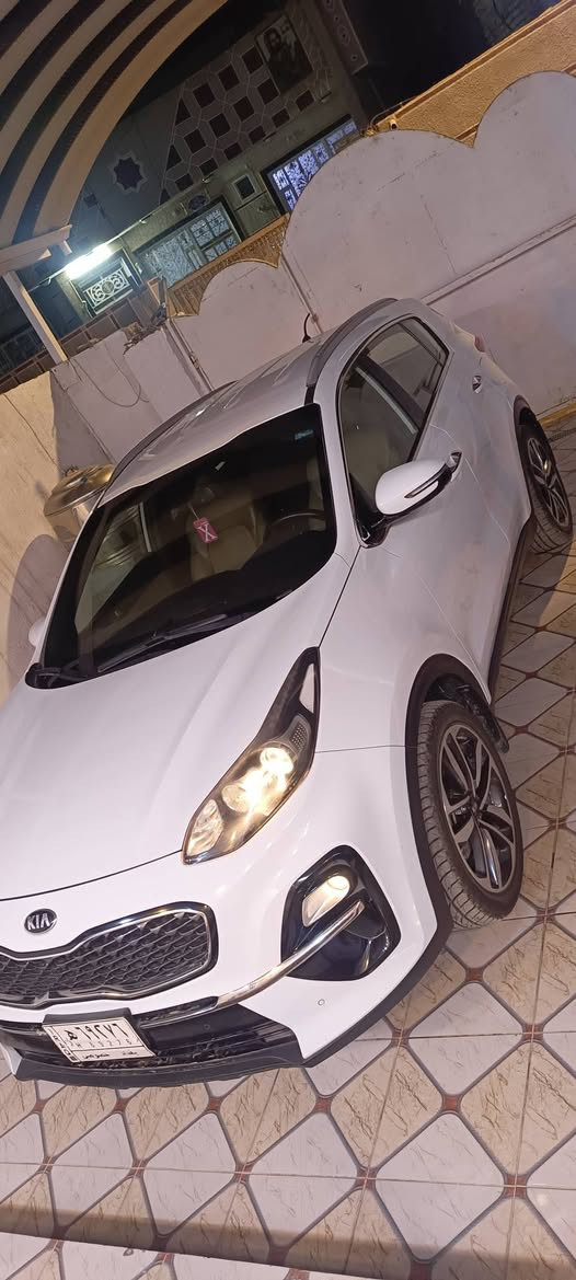 سلام عليكم
سبورتج خليجي موديل 2019

رقم بغداد بسمي 

مكفوله كفاله عامه 

المواصفات المعروفه 

كامره شاشة ايبات 

حساسات اماميه وخلفيه 

اشاير بل مري شفط 

تلث نضمه للقياده 

كشنات جلد ومخمل 

قطعتين تبريد 

محرك 2000 دوش

السياره جديده بمعنه الكلمه 

السعر 194

الستفسار ***********
