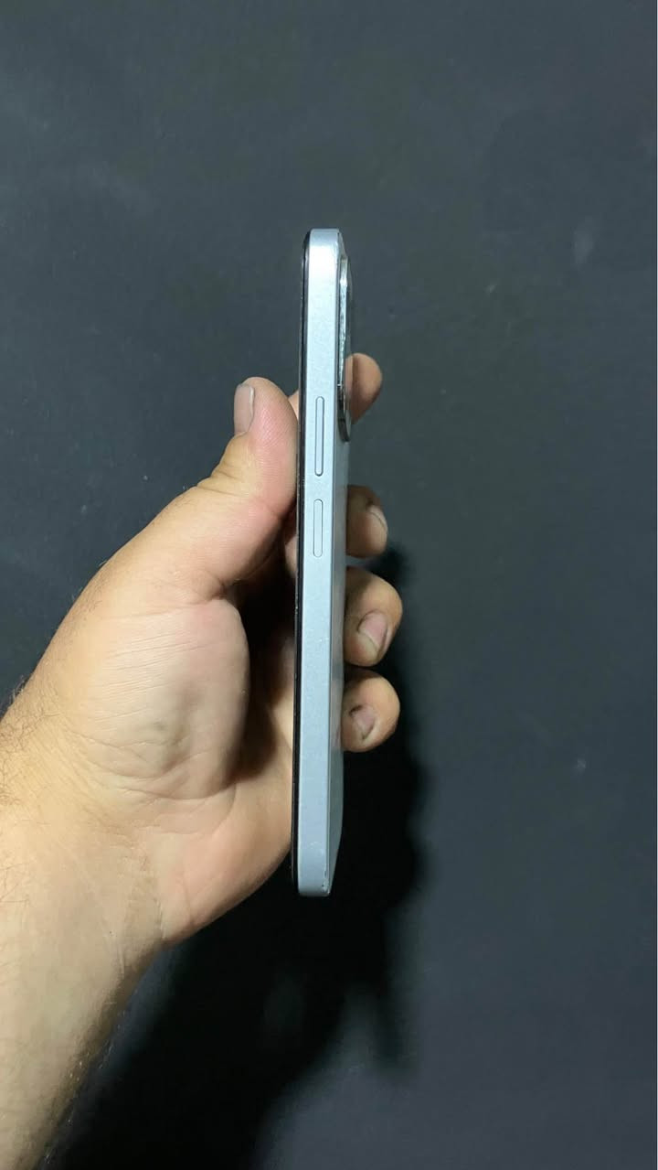 Honor z6c
128gb
Ram6+6
120hz
2sim
1010nits
Battery5300
بورغی بانەدراوە بەزەمان هەموو شتەك دەفرۆشم
بەس دوو شوختی لە ئیتاری هەیە 
نرخ١٦٥هەزار
شوێن هەولێر
گەیاندن نیە
*********** whatsapp أربيل, العراق
