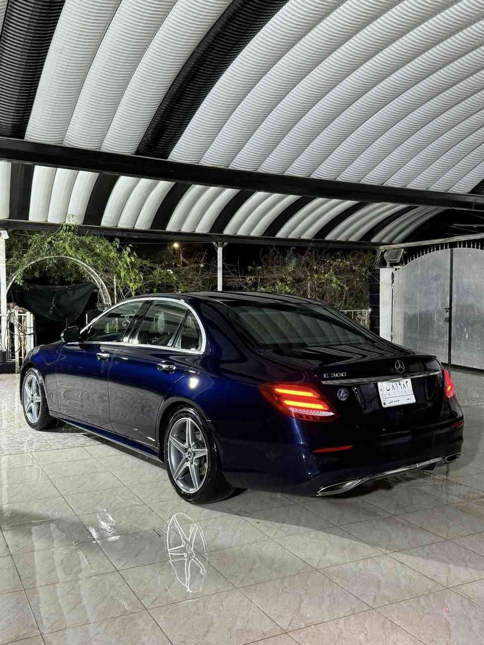 السلام عليكم Mercedes Benz E300 2018
سياره بنورما 

مقاعد خزن

شاشه جبيره تدفئه مقاعد فقط 

مكينه اربعه سلندر تيربو 

 وباقي الموصفات المعروفه بمارسدس 

كير ومكينه وحداديه مكفول 
السياره صفر مسج حاليا وصيانتها الدوريه كامله 

سيارت وارد أمريكي حادث سرقه دعاميات الخلفيه والاماميه والجاملغ 

للتواصل ***********
