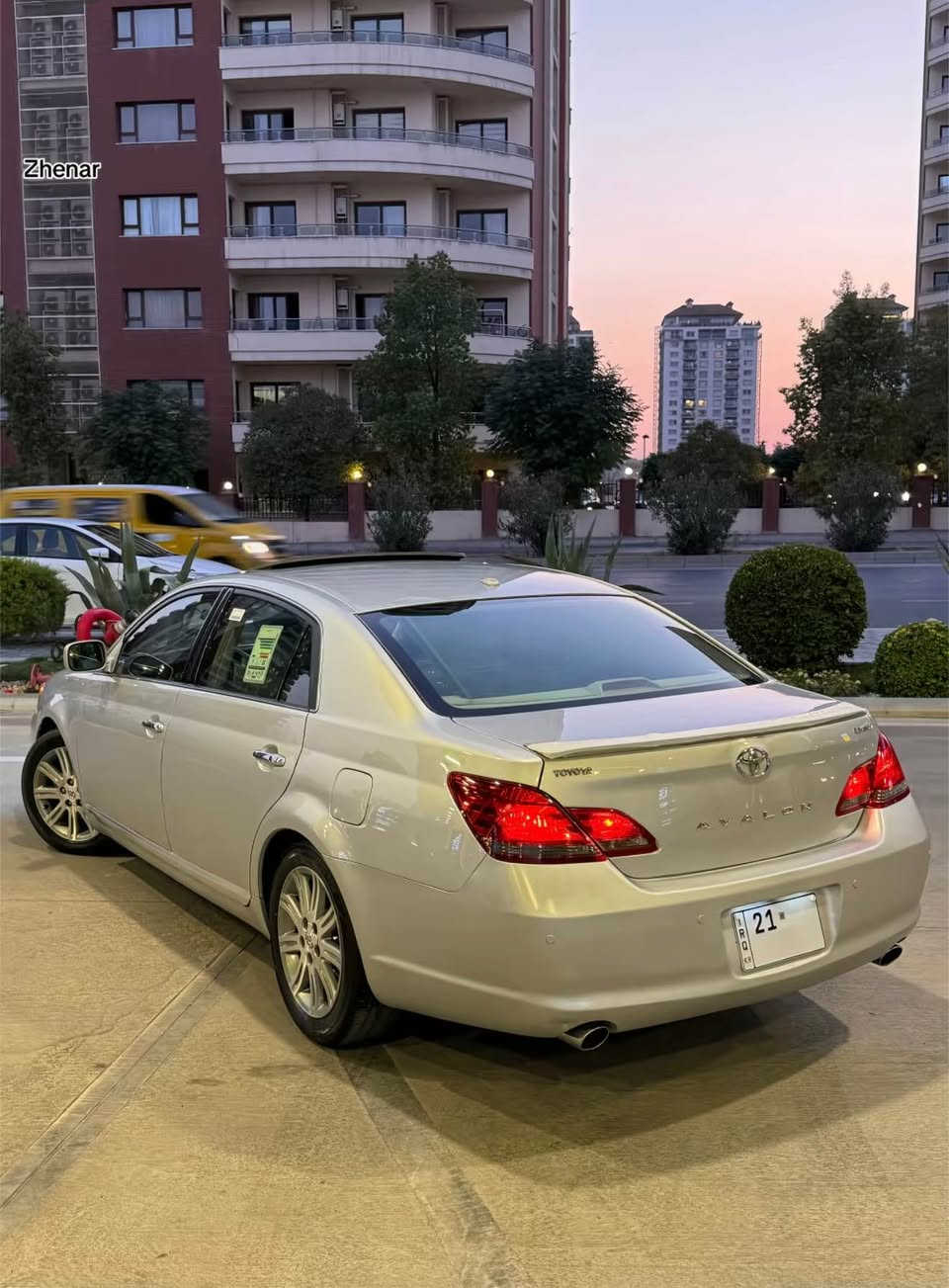 سلام و عليكم تويوتا افلون 2009 خليجي صلتنه فوول 
سعرا 139 مجال كلش قليل ✅
مواصفات بصمة 
سلايت 
كشنات جلد تبريد تدفئة جلد ميموري 
سماعات 🔊 Jbl 
حساسات امامي و خلفي 
بردة خلفية بعد هواي مواصفات 
سيارة ماشيه 176 الف گير محرك بشرط ممفتوح 
سيارة بدون قطرة صبغ فقط بيها مكانات قليل بارد 
رقم سنوية و هزة زينكة كلة جديد بسمنه مكاني كركوك 
*********** كركوك, العراق
